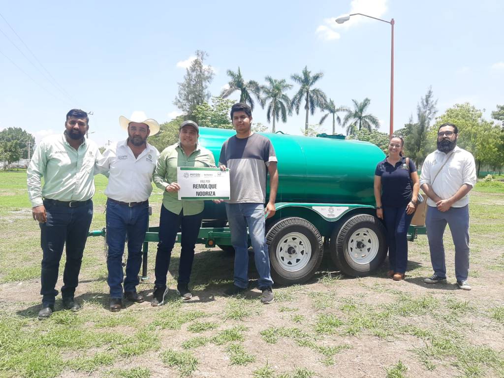 GOBIERNO ESTATAL BRINDA MÁS APOYO A PRODUCTORES DE EL&nbsp;NARANJO