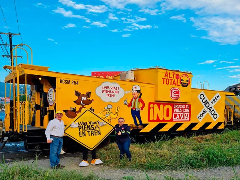 CABÚS REVOLUCIONARIO Y ALTO TOTAL EN EL MUSEO DEL FERROCARRIL