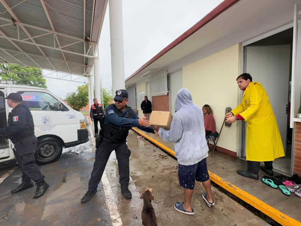Gobierno de la Capital instala albergue para 30 personas afectadas por las lluvias en la localidad Los García&nbsp;3