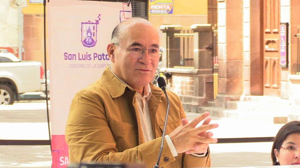 RIO SANTIAGO SEGUIRÁ PARADO A LA CIRCULACIÓN DE AUTOMÓVILES UNOS DÍAS MÁS ALCALDE&nbsp;GALINDO.