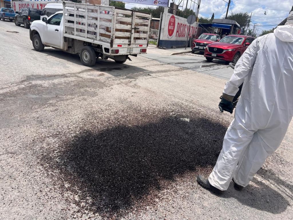 Ayuntamiento de SLP inició los trabajos de bacheo inmediato en Villa de&nbsp;Pozos