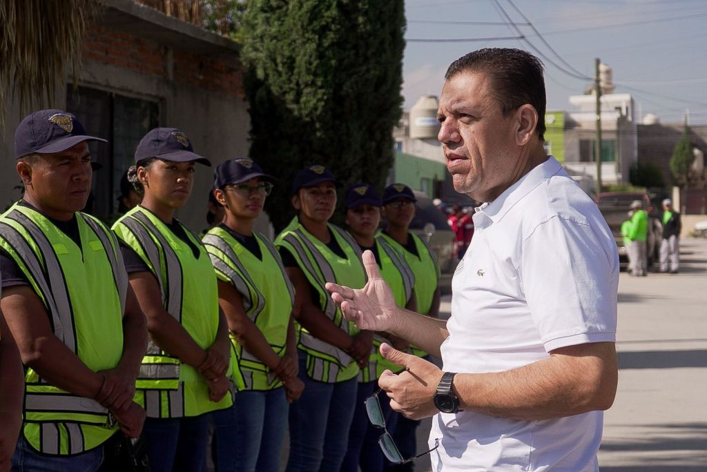 En colonia Los Molinos, Ayuntamiento de la Capital emprende acciones preventivas de limpieza ante posibles&nbsp;lluvias