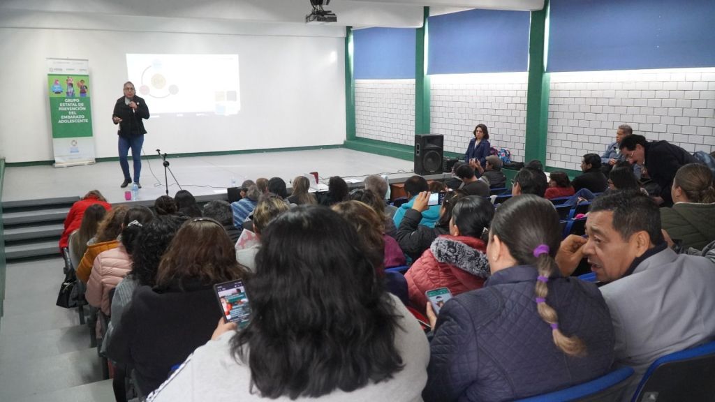 TEMAZCALLI BRINDA APOYO A ESTUDIANTES CONTRA LAS ADICCIONES