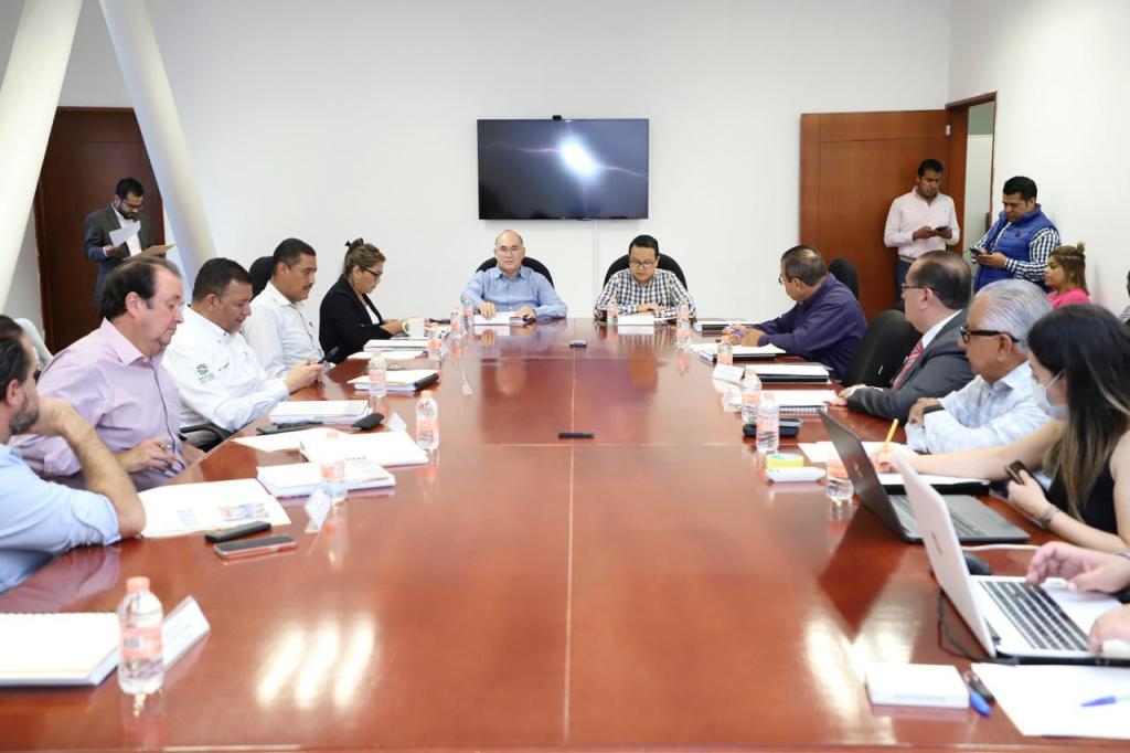 Cerro de San Pedro, Soledad y  regidora Maru Castro votan en contra de programa de apoyo social de regularización de pago del&nbsp;agua.