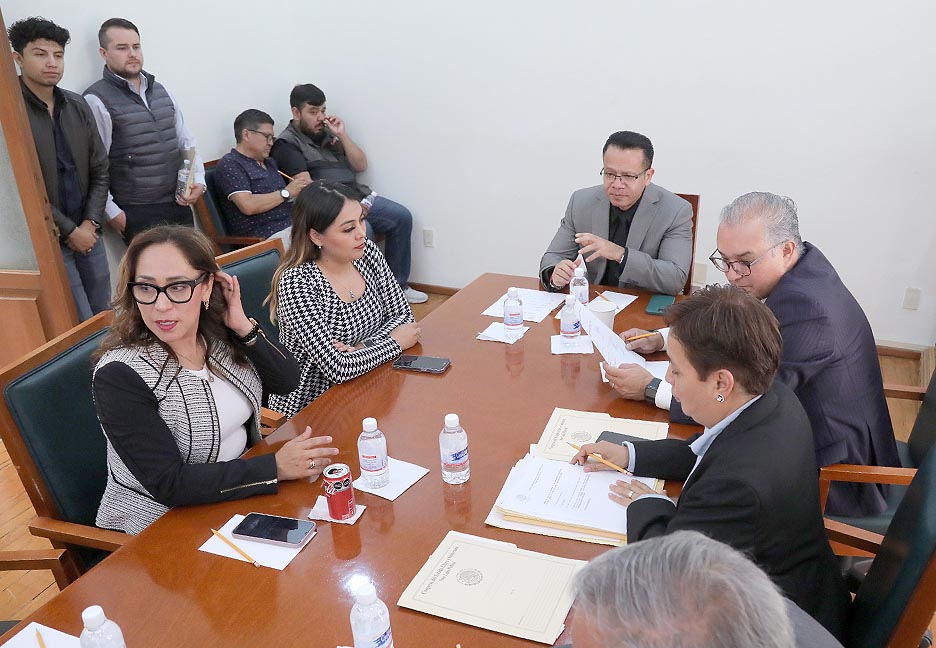 EN COMISIONES APRUEBAN INSCRIBIR EL NOMBRE DEL DESTACADO POTOSINO FRANCISCO JAVIER ESTRADA MURGUÍA EN EL MURO DE HONOR DEL CONGRESO DEL&nbsp;ESTADO