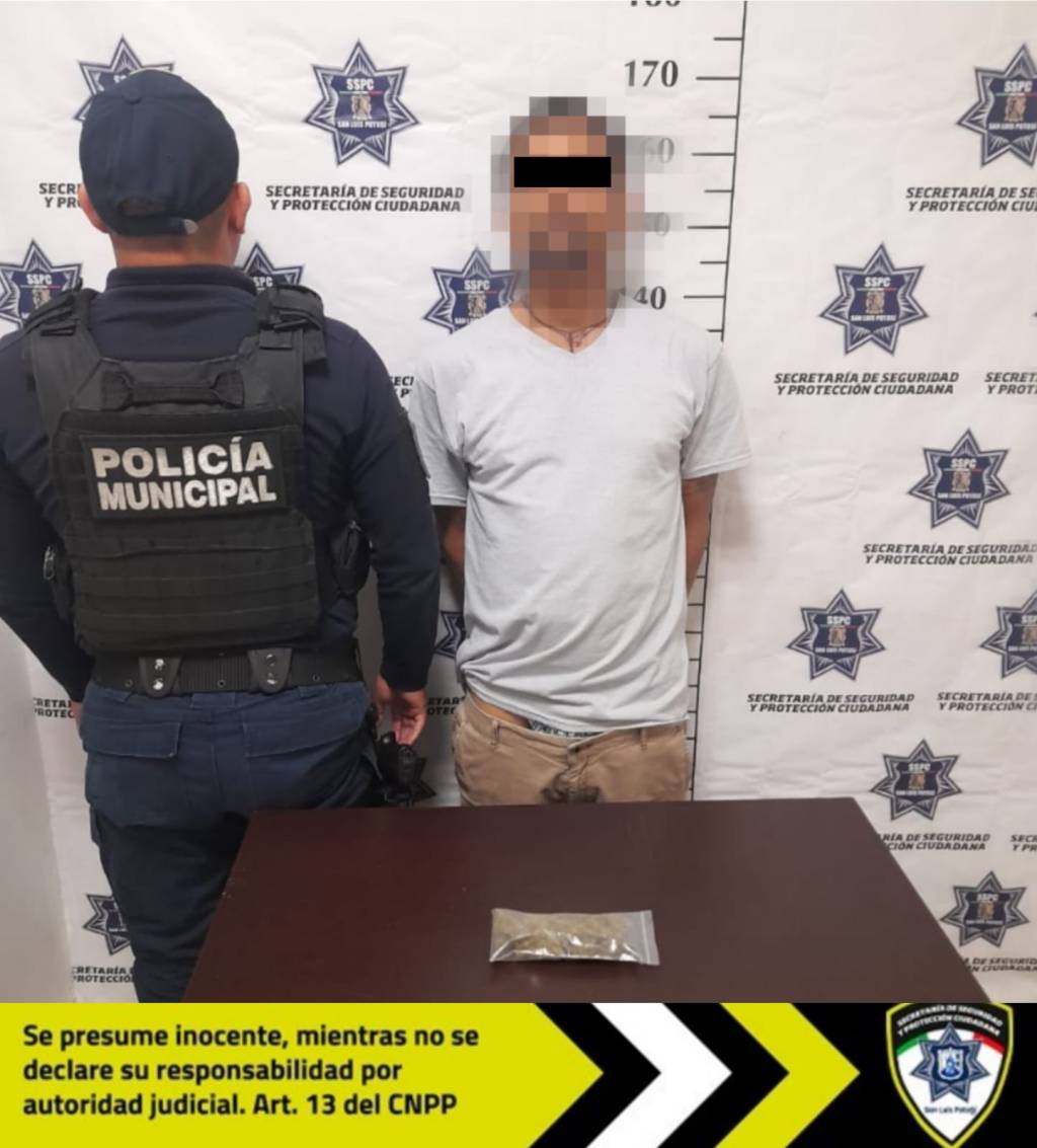 Guardia Municipal detiene a hombre señalado por posesión de droga en la colonia General I.&nbsp;Martínez
