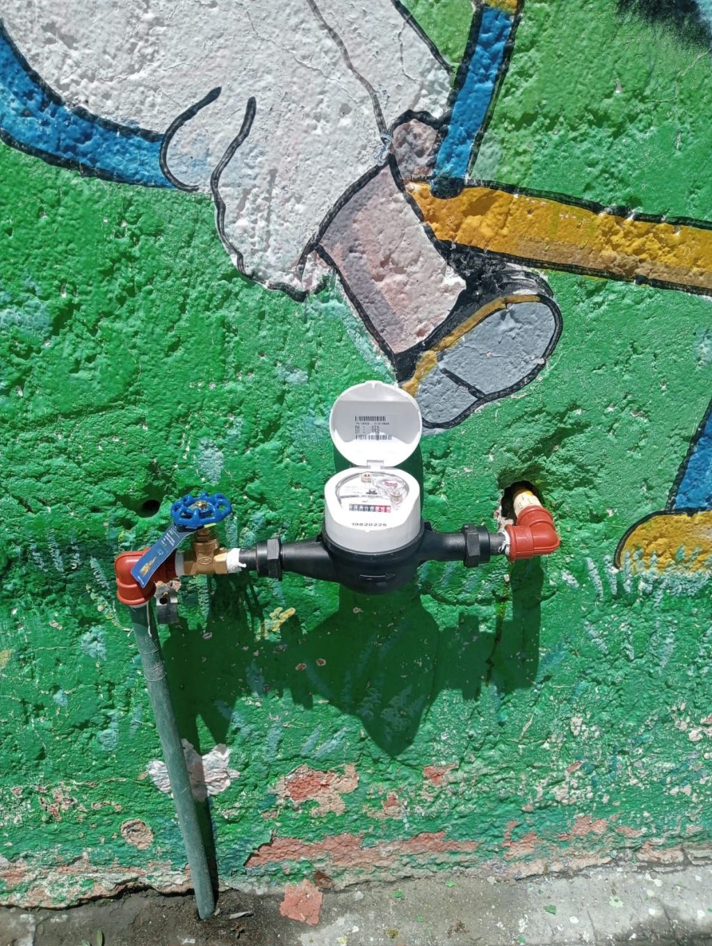 Repara Interapas tomas de agua dañadas por vándalos que provocaron desperdicio de&nbsp;agua