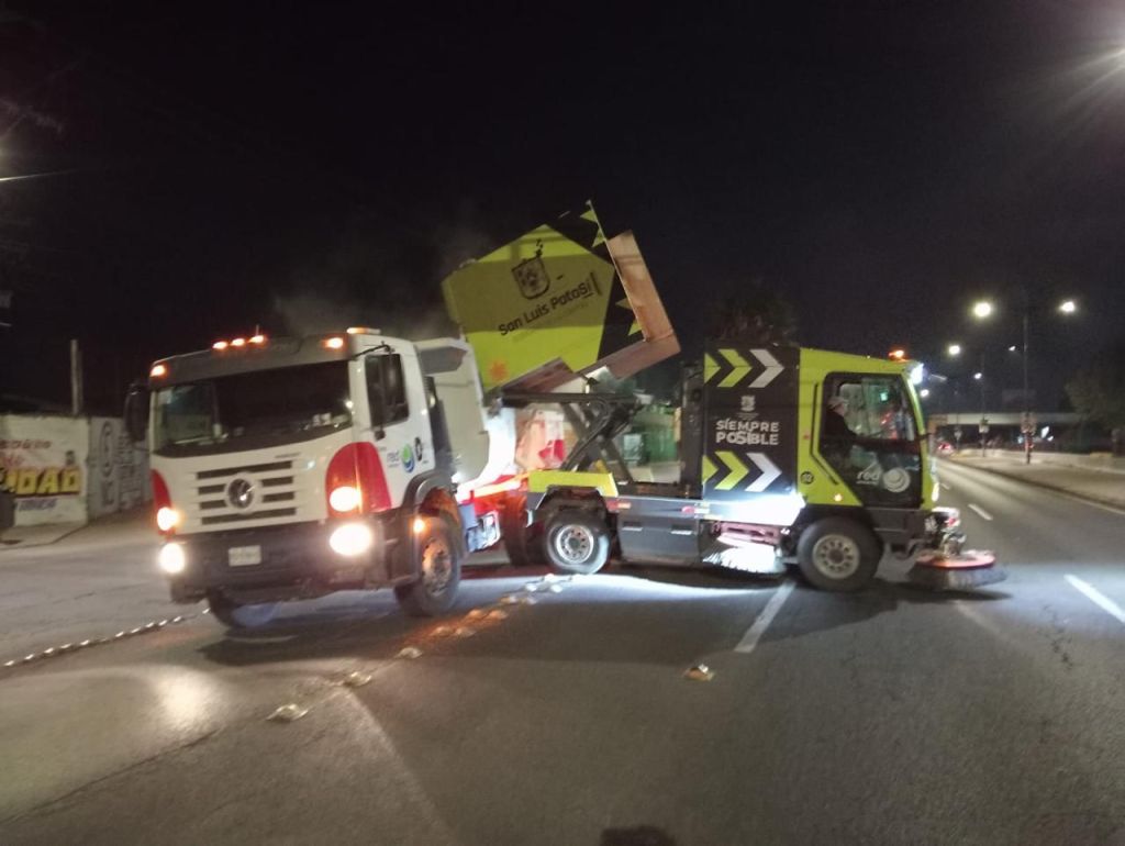 Gobierno de la Capital realiza Barrido Mecánico Nocturno en la avenida Salvador&nbsp;Nava
