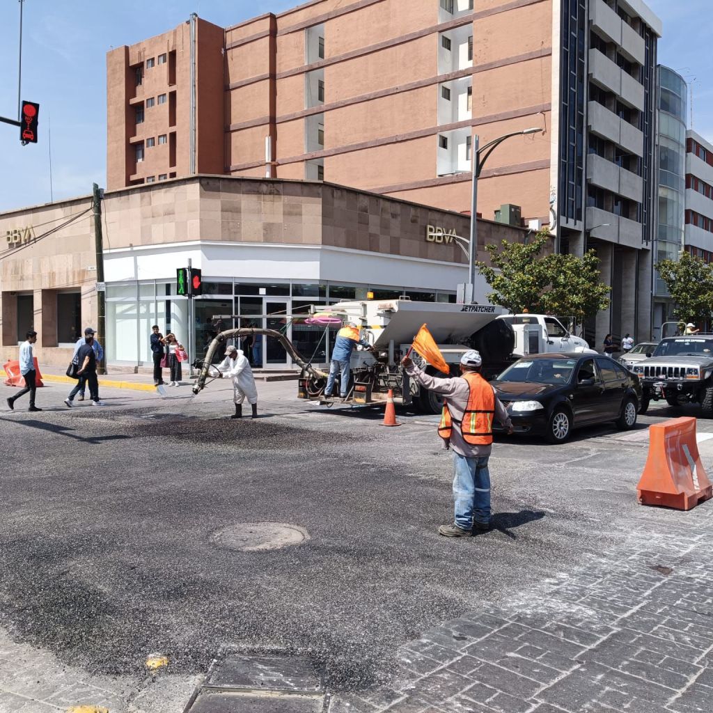 Gobierno Municipal repara superficie inestable en Carranza y&nbsp;Uresti