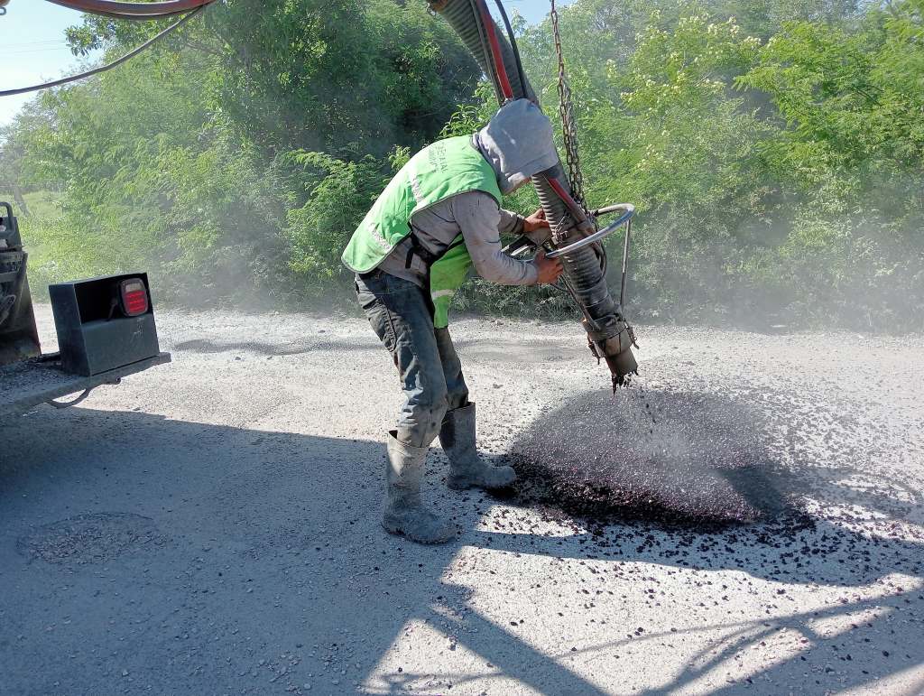 ANUNCIA JEC ACCIONES DE CONSERVACIÓN DE CAMINOS EN&nbsp;CERRITOS