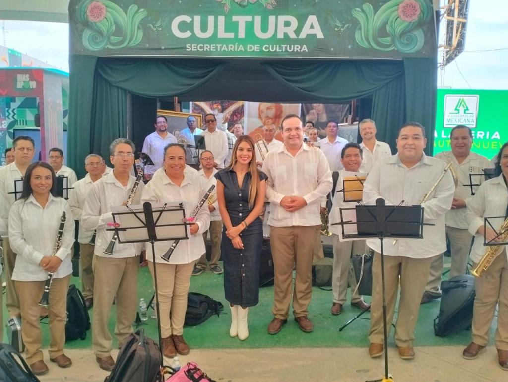 GOBIERNO ESTATAL PRESENTA CON GRAN ÉXITO OFERTA CULTURAL EN LA&nbsp;FENAPO