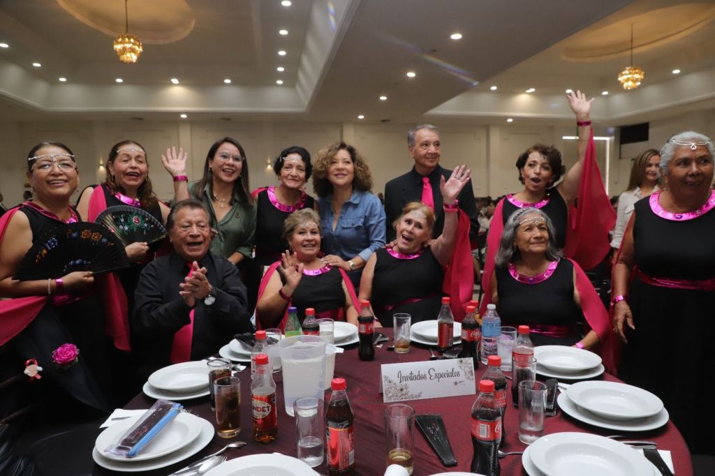 Festejo del Día del Adulto Mayor del DIF Municipal de San Luis Capital: una celebración de vida y&nbsp;bienestar