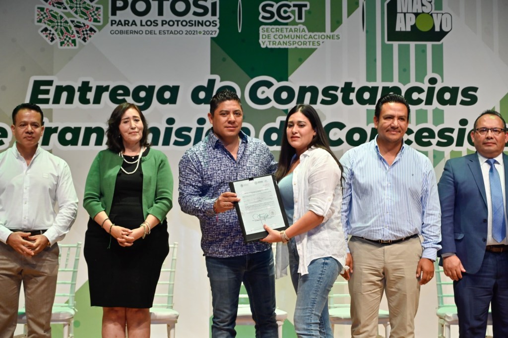 RICARDO GALLARDO DESTRABA TRÁMITES DE CONCESIONES PARA TRANSPORTE&nbsp;PÚBLICO