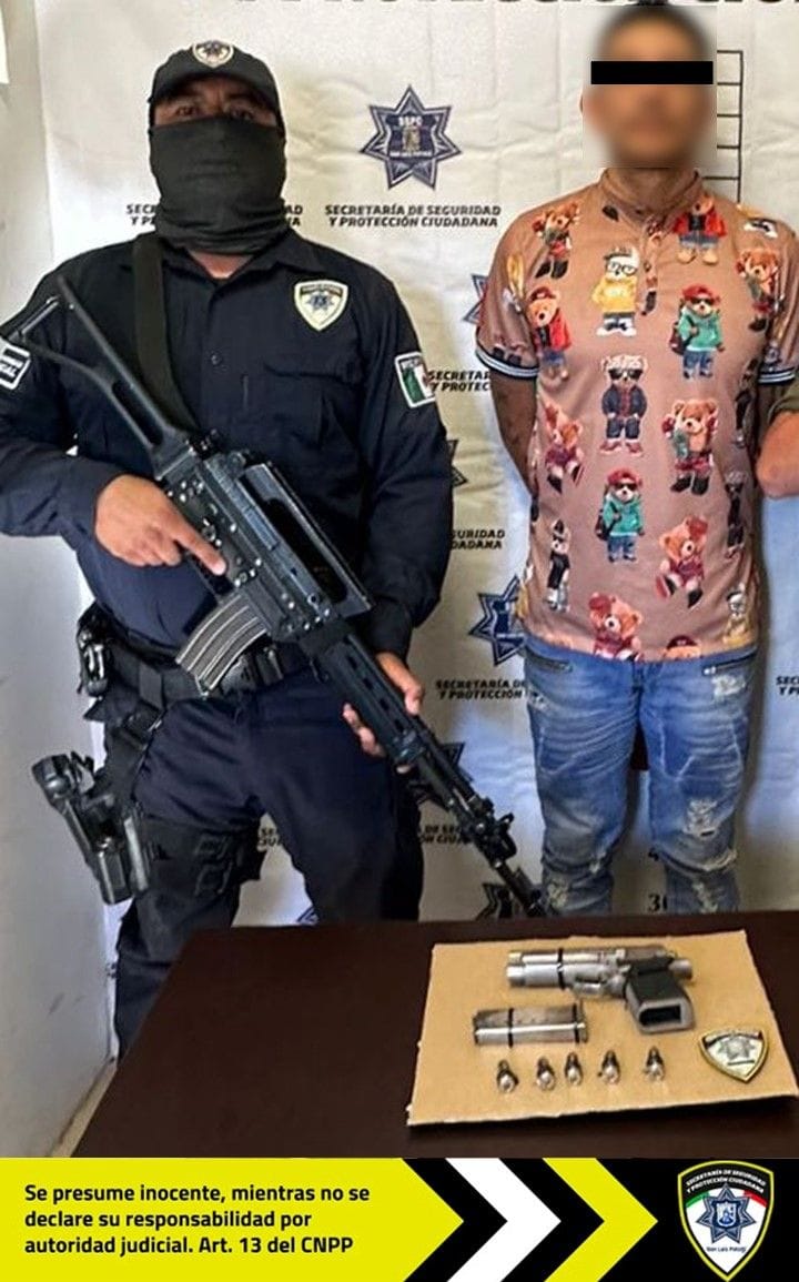 En dispositivo de seguridad sobre el cuadrante sur, agentes de la SSPC detienen a un hombre con un arma de fuego&nbsp;abastecida