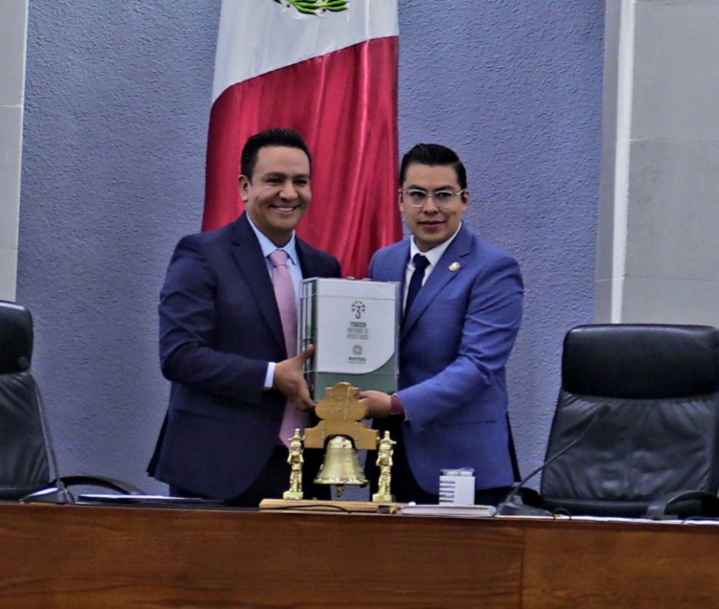 «GRAN AVANCE DE INFRAESTRUCTURA Y DESARROLLO SOCIAL BALANCE POSITIVO EN TERCER INFORME GOBIERNO. CUAUHTLI BADILLO MORENO PTE.DE LA MESA&nbsp;DIRECTIVA.