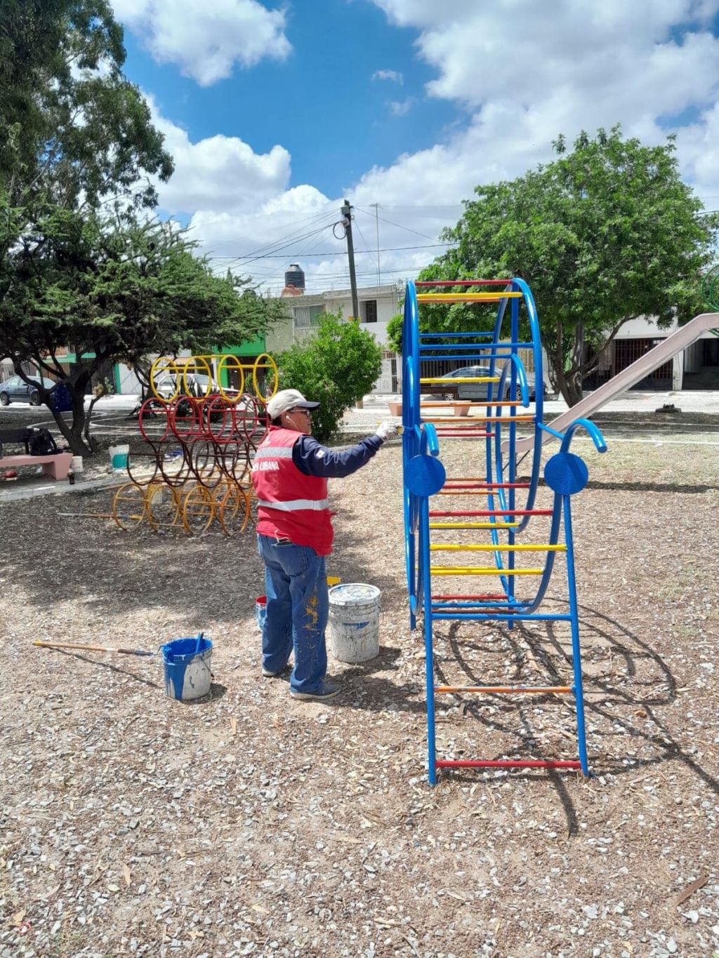 Cuadrillas de trabajadores municipales realizan trabajos nocturnos en diferentes puntos de San Luis&nbsp;Capital