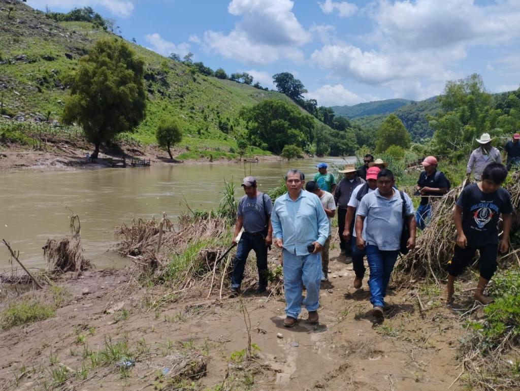 EL ESTADO ATIENDE SOLICITUD DE UN PUENTE PARA COMUNIDADES DE&nbsp;TAMAZUNCHALE