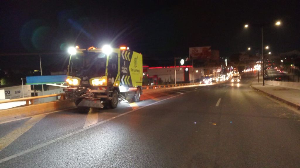 Gobierno de la Capital realiza barrido mecánico en avenidas principales de la&nbsp;ciudad