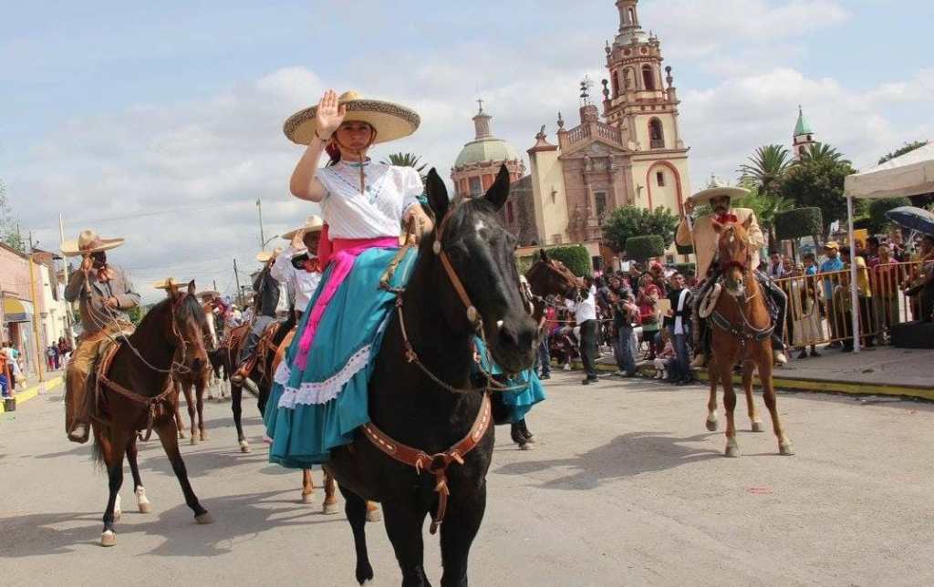 MÁS DE MIL 200 ESTUDIANTES PARTICIPARÁN EN DESFILE CÍVICO MILITAR DEL 16 DE SEPTIEMBRE, EN&nbsp;SOLEDAD