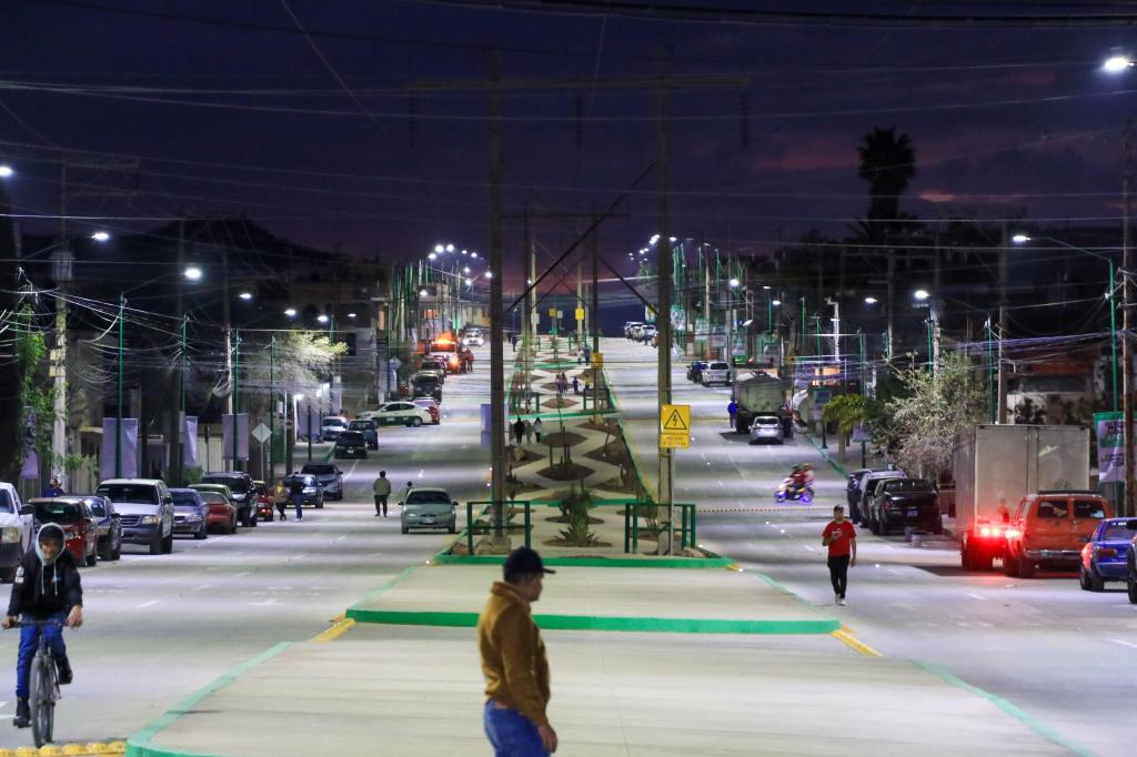 FAMILIAS DE LA REGIÓN CENTRO RECIBEN MÁS APOYO EN&nbsp;INFRAESTRUCTURA