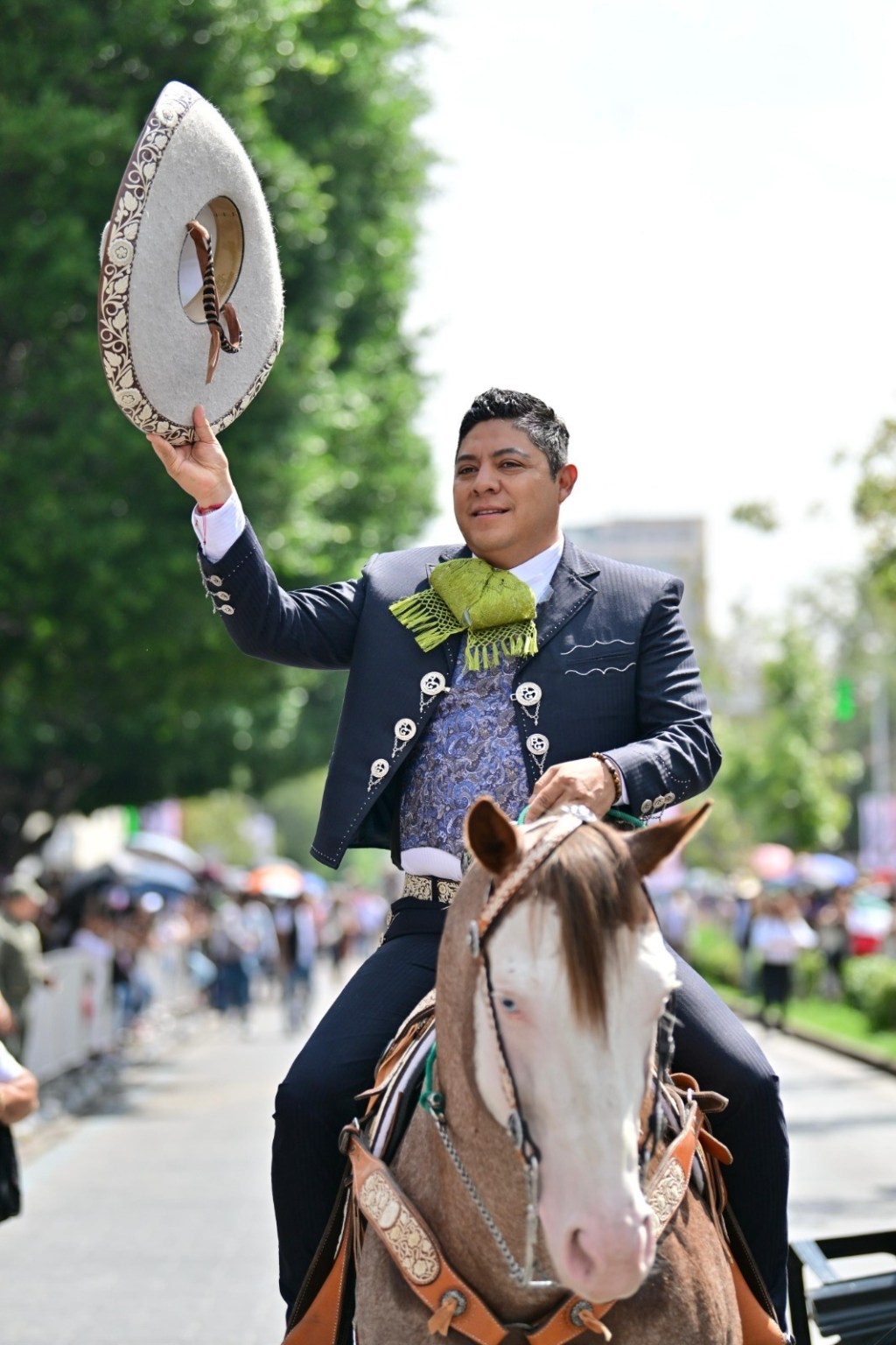 RICARDO GALLARDO ENCABEZA DESFILE CÍVICO MILITAR POR 214 ANIVERSARIO DE&nbsp;INDEPENDENCIA