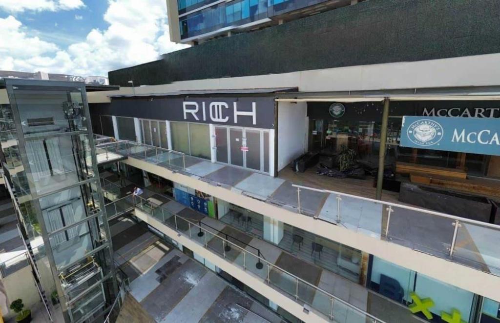 FUNCIONARIOS MUNICIPALES FUERON SEPARADOS DEL CARGO POR OMISIÓN POR CASO DEL ANTRO RICH. ALCALDE ENRIQUE&nbsp;GALINDO.