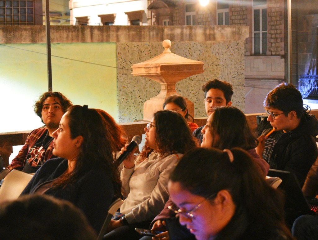 SESIÓN DE ARTE SONORO CON ULISES SANTOS EN EL MAC