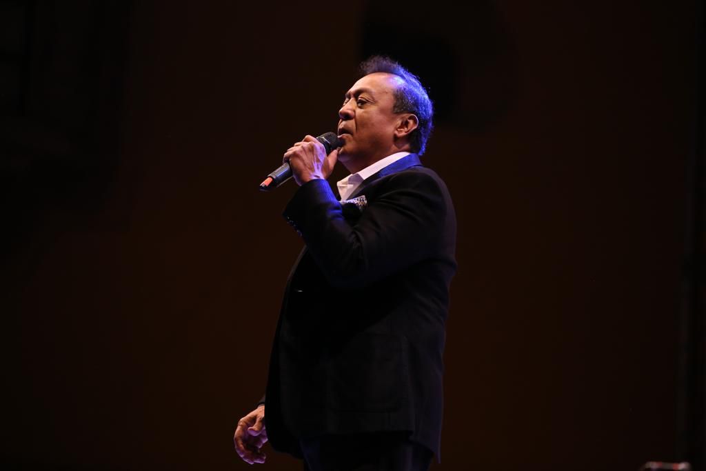 El artista Carlos Cuevas celebra que continúe el San Luis Amable, con el Alcalde Enrique&nbsp;Galindo