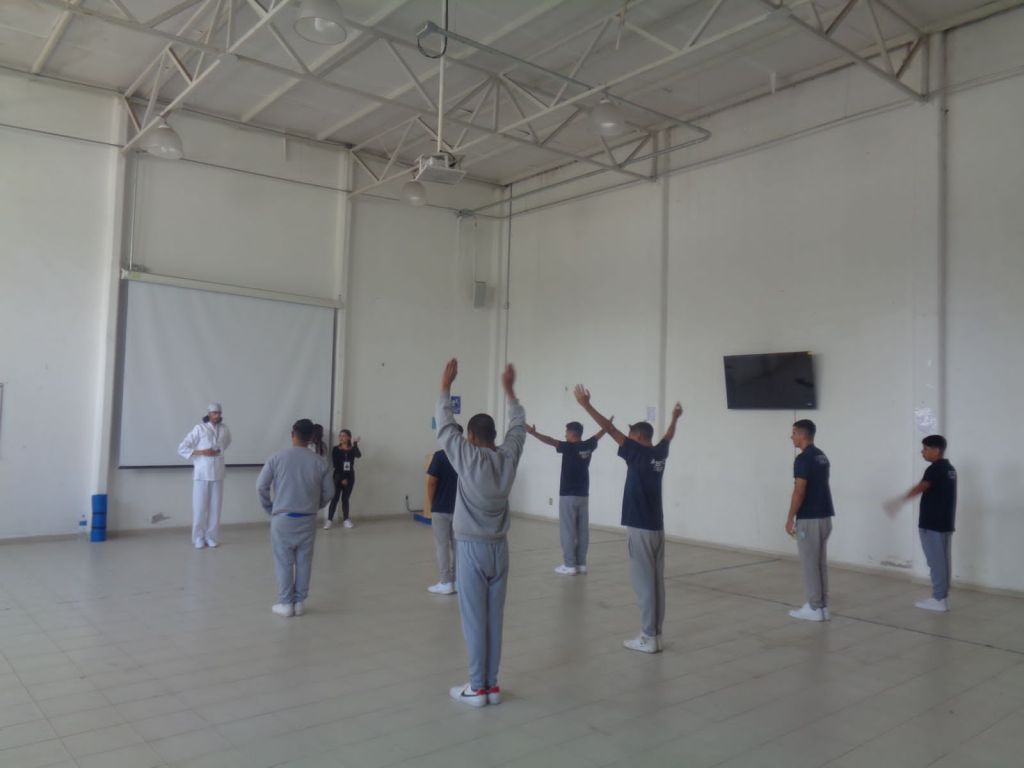 GOBIERNO ESTATAL LLEVA MÁS APOYO A JÓVENES PRIVADOS DE LA&nbsp;LIBERTAD