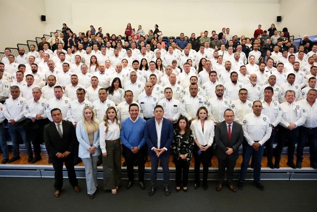 RICARDO GALLARDO MEJORA ESTÍMULOS A POLICÍAS DE&nbsp;INVESTIGACIÓN