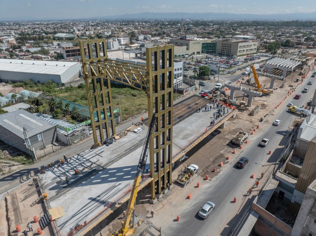 SUPERVISA RICARDO GALLARDO OBRAS DE GRAN IMPACTO REGIONAL EN&nbsp;SLP