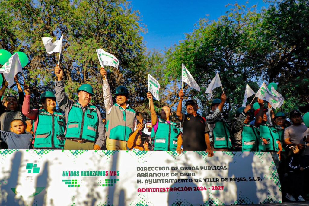 ISMAEL HERNÁNDEZ INICIÓ LA CONSTRUCCIÓN DE CARPETA ASFÁLTICA EN CAMINO A&nbsp;GUADIANA