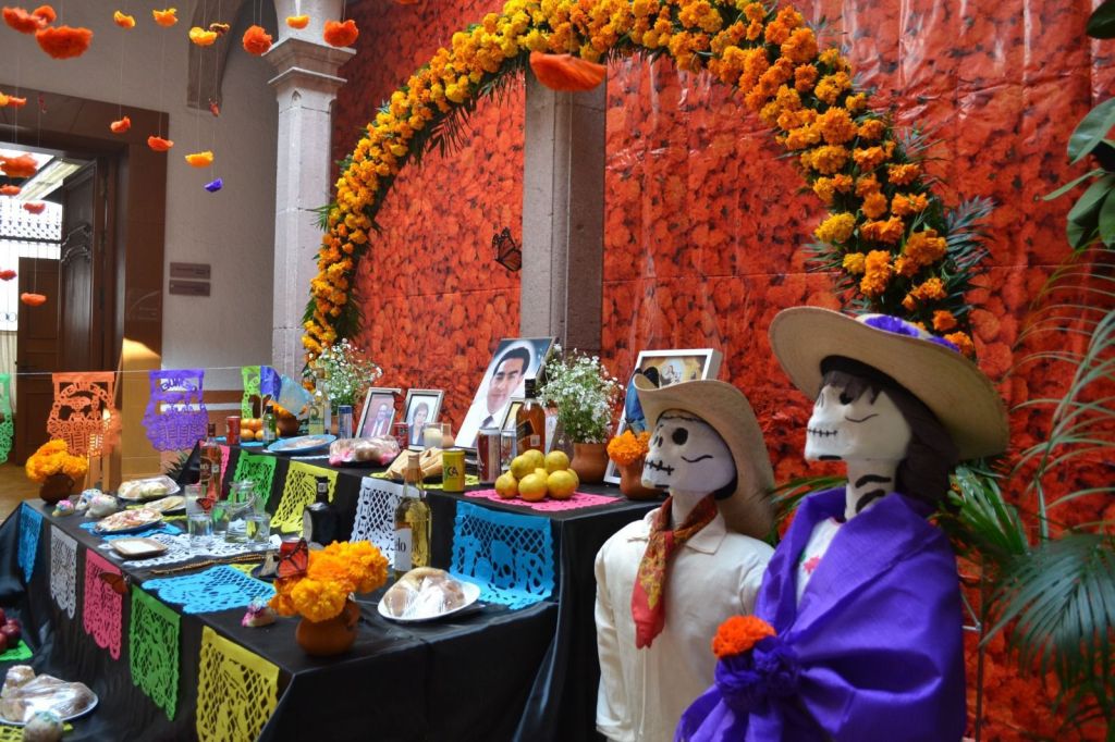 INVITAN A DEPENDENCIAS ESTATALES AL CONCURSO DE ALTARES DE MUERTOS&nbsp;2024