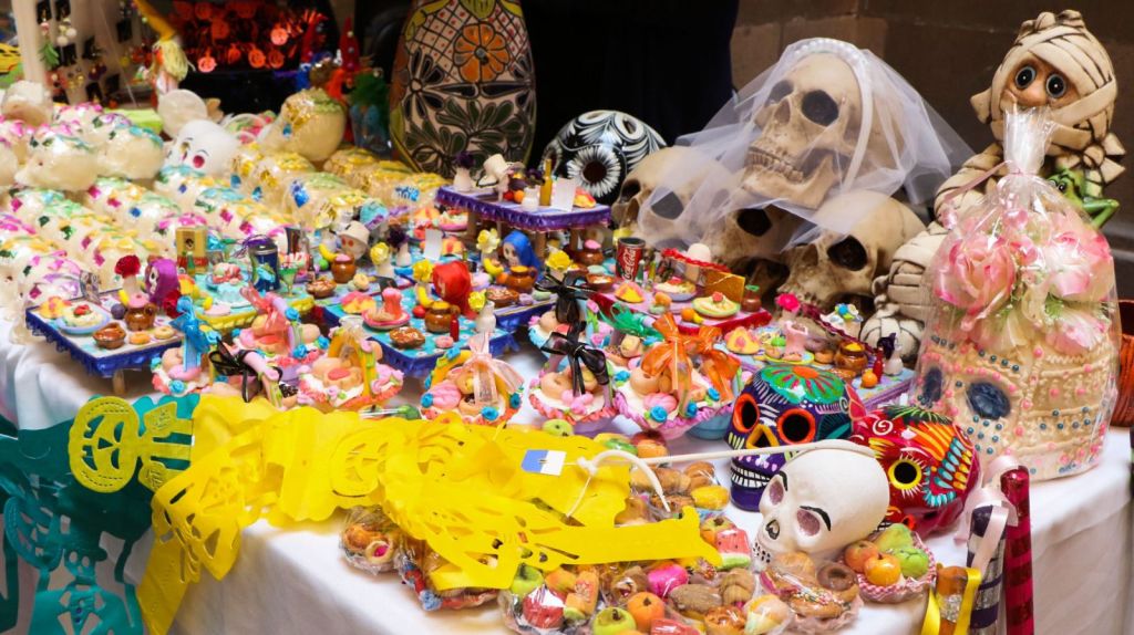 Cultura Municipal inauguró la Feria de Cultura y Artesanías alusivas a Día de Muertos en San Luis&nbsp;Capital