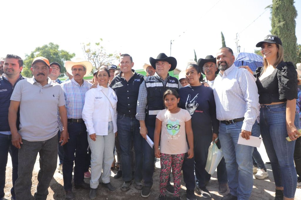 En intensa gira por Bocas, Alcalde Galindo realizó compromisos en materia de agua, campo e&nbsp;infraestructura