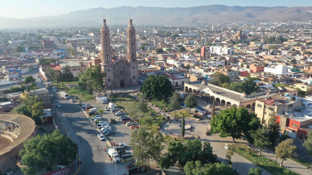 En el noveno de los 100 Días de Gobierno, 100 Días de Talacha, Alcalde Galindo recupera el brillo de la Calzada de&nbsp;Guadalupe
