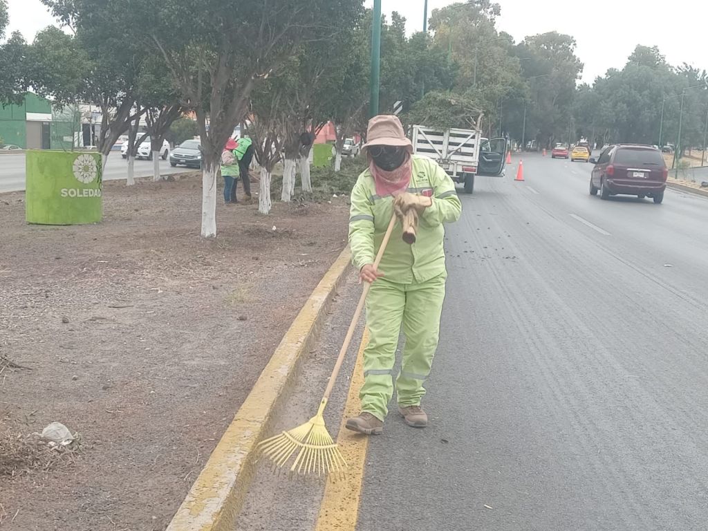 EL ESTADO Y EL AYUNTAMIENTO DE SOLEDAD MEJORAN IMAGEN URBANA DE LA CARRETERA&nbsp;57