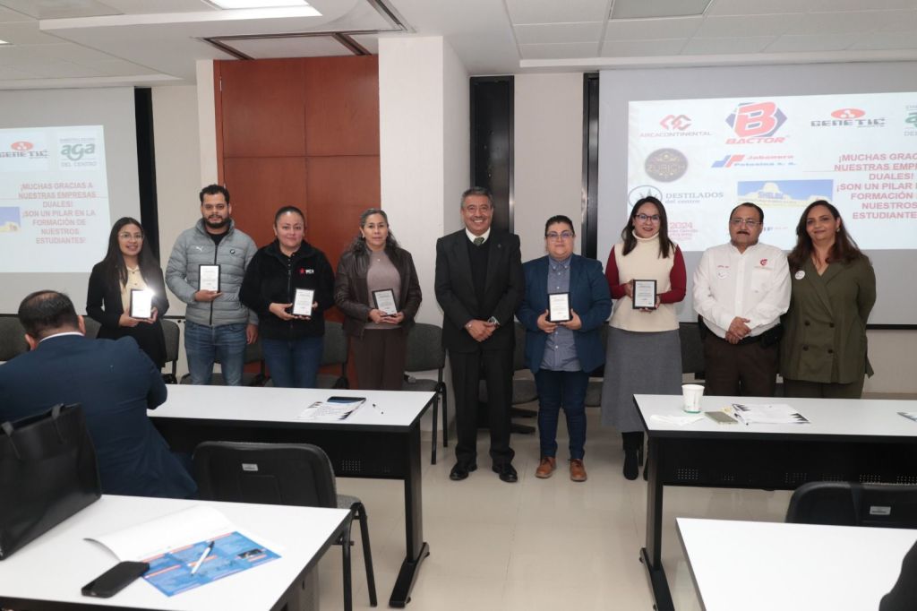 DIF Municipal, reconocido por la Dirección General de Educación Tecnológica e Industrial, por vincular conocimientos con&nbsp;prácticas