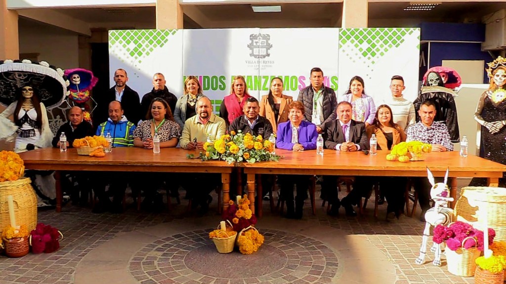 ISMAEL HERNÁNDEZ PRESENTO EL PROGRAMA DE ACTIVIDADES DEL XANTOLO EN EL MUNICIPIO DE VILLA DE&nbsp;REYES.