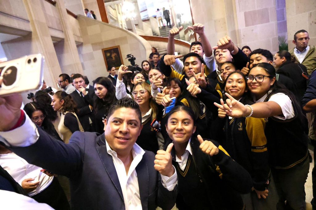 RICARDO GALLARDO ANUNCIA CONSTRUCCIÓN DE DOS NUEVOS COBACH