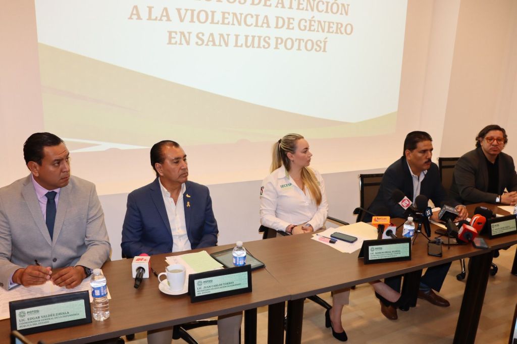 GOBIERNO ESTATAL PROMUEVE ERRADICACIÓN DE LA VIOLENCIA DE GÉNERO EN ESCUELAS