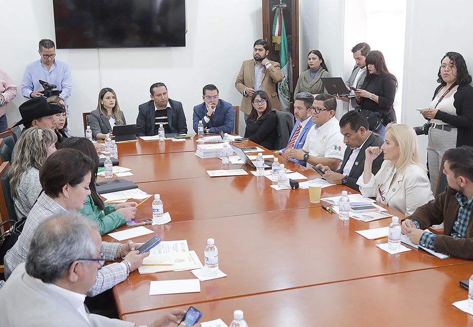 COMISIONES DE HACIENDA Y VIGILANCIA APRUEBAN CONCLUSIÓN DEL PROCESO DE ENTREGA-RECEPCIÓN DE LA LXIII Y LXIV&nbsp;LEGISLATURAS