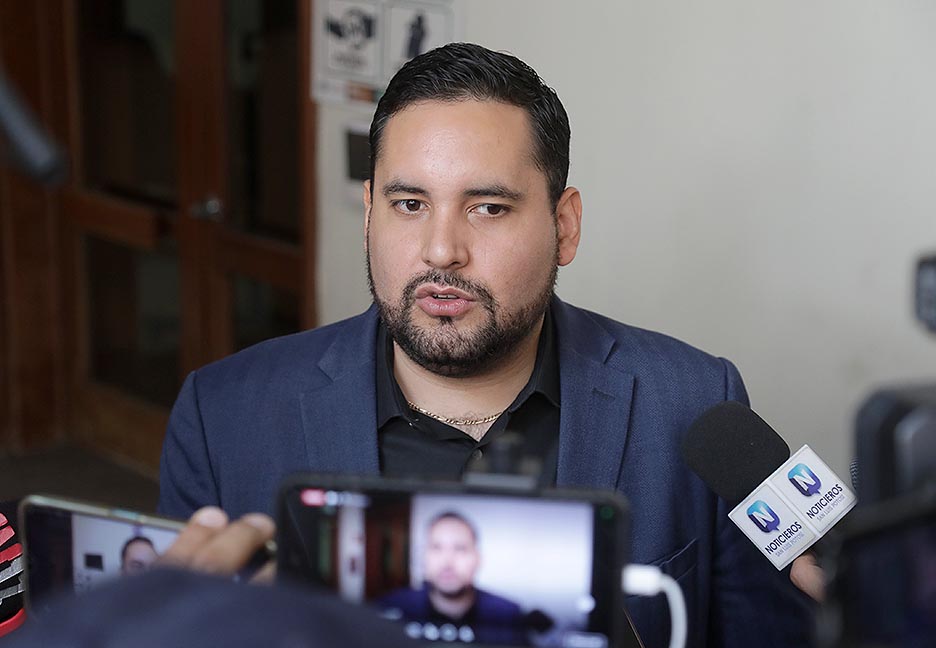 El diputado aseguró que la revisión del Tratado de Libre Comercio no afectará a México y no implicará una renegociación. 