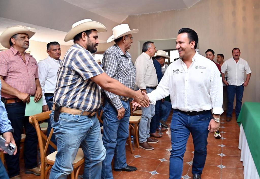 EJECUTIVO CONSOLIDA MÁS REUNIONES Y APOYO A PRODUCTORES&nbsp;PECUARIOS