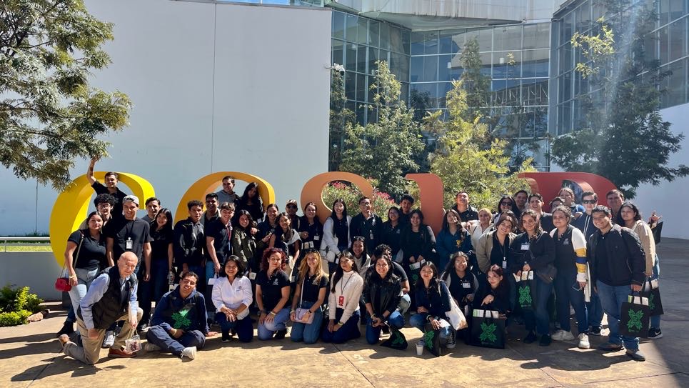 COMPARTE SLP EXPERIENCIAS EXITOSAS DE TURISMO A ESTUDIANTES DE COLIMA