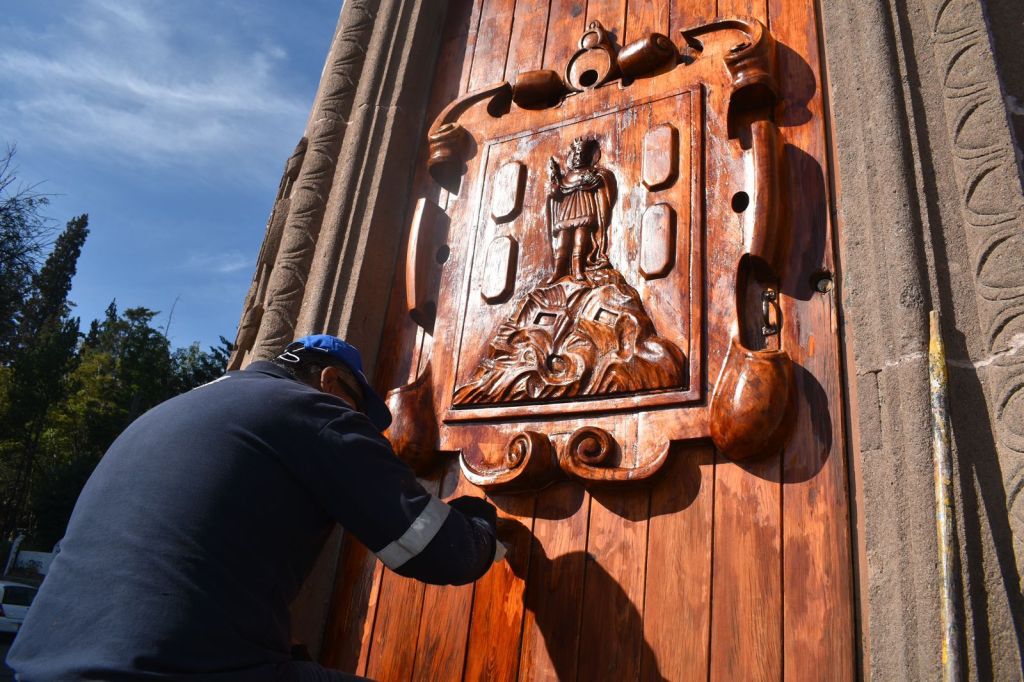 Gobierno de la Capital avanza en la restauración del emblemático Monumento a la Bandera de avenida&nbsp;Carranza