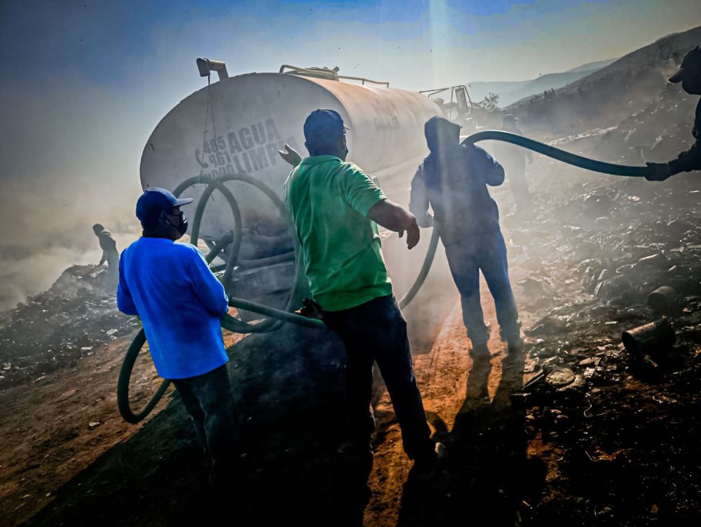 SE CONTROLA INCENDIO EN TIRADERO DE VILLA DE&nbsp;REYES