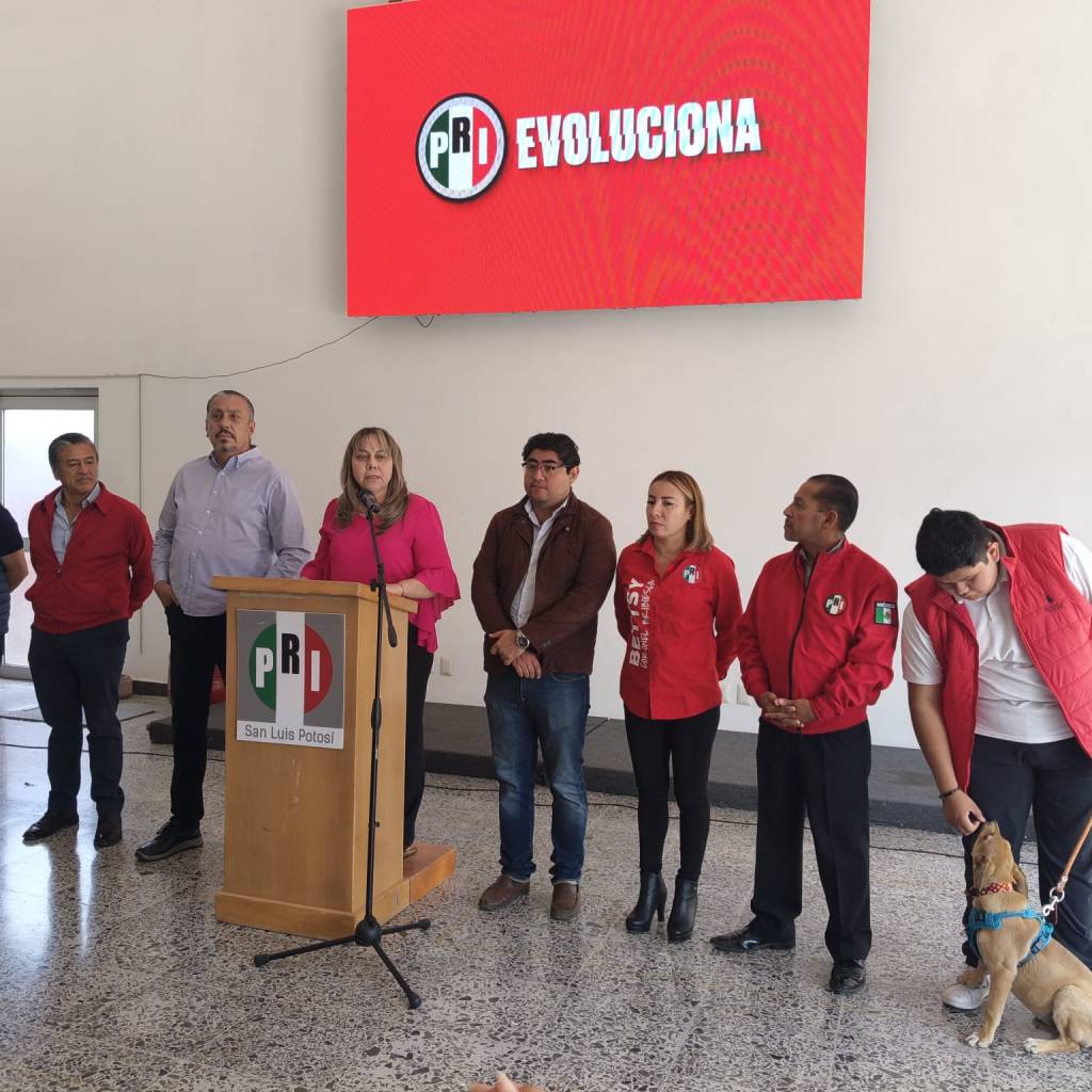Respalda PRI eliminar IVA en alimentos para&nbsp;mascotas