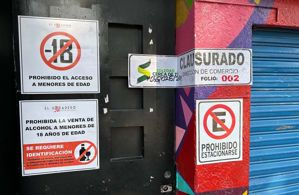 AYUNTAMIENTO DE SOLEDAD CLAUSURA ANTRO “EL GOZADERO” TRAS INCIDENTE DE VIOLENCIA&nbsp;EXTERIOR