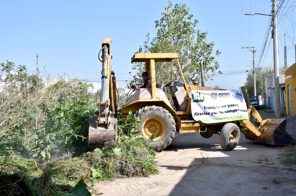 GOBIERNO ESTATAL INICIA TRABAJOS DE LIMPIEZA EN RÍO&nbsp;ESPAÑITA